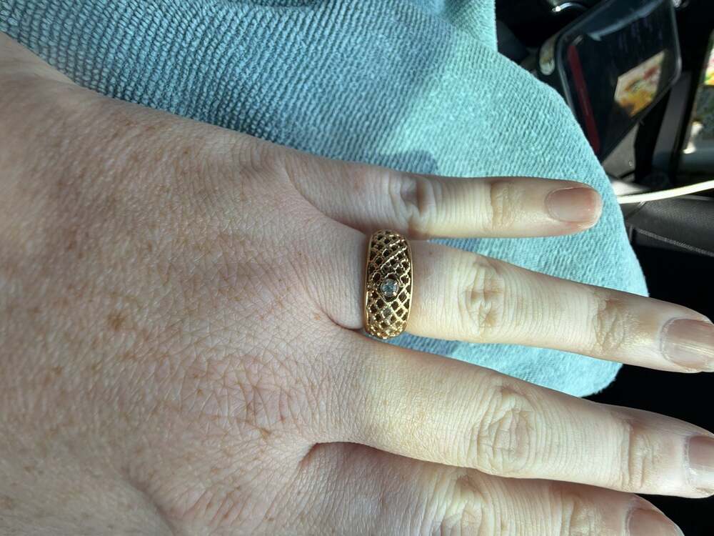 Vintage Avon Lattice Ring with Clear Stone